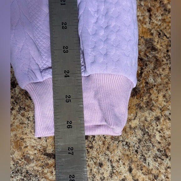 NWOT Women’s Sz Large Violet/Lavender Hoodie Long Sleeves Zip Pockets Textured - Picture 13 of 15